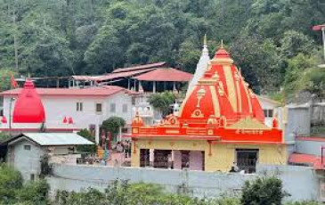Nainital Kainchi Dham Tour Package